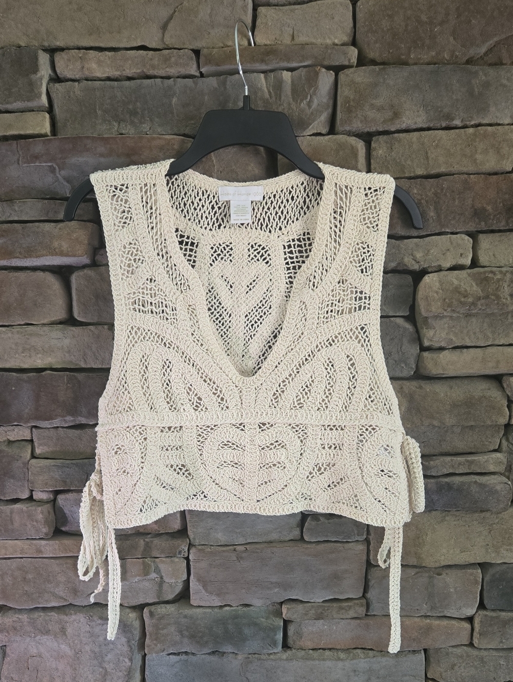 House of Harlow 1960 Cream Vest